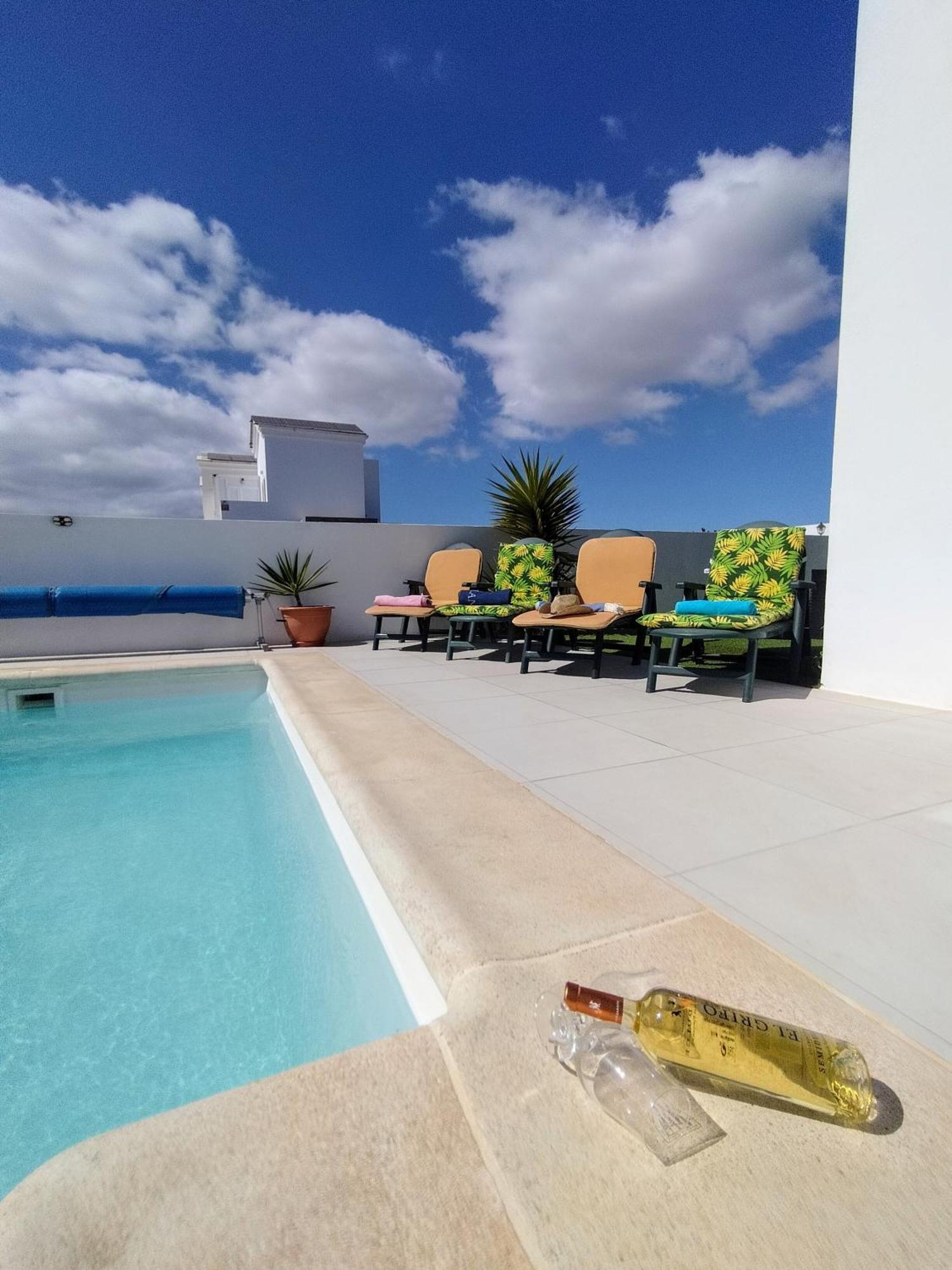 Lovely Villa Agua & Fuego,Heated Pool プラヤ・ブランカ エクステリア 写真